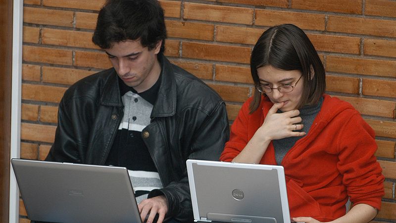 REZULTATE BAC le găseşti online pe Edu.ro, Realitatea.net. Verifică dacă ai fost admis la BAC