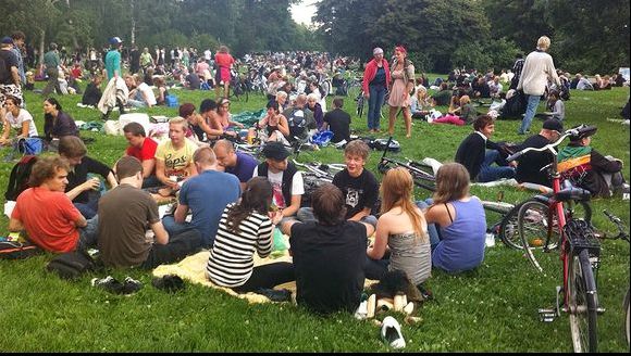 Amendă nouă pentru șoferii români. Atenție când ieșiți la iarbă verde sau la pescuit