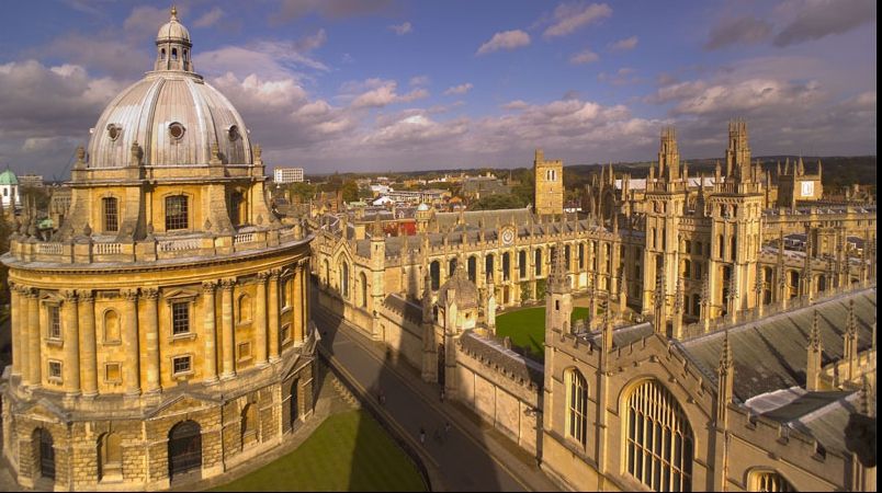 O femeie va conduce Universitatea Oxford pentru prima dată de la înfiinţare