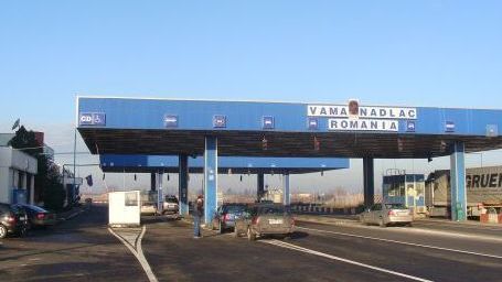  Opt migranţi din Vietnam, prinşi încercând să iasă ilegal din ţară