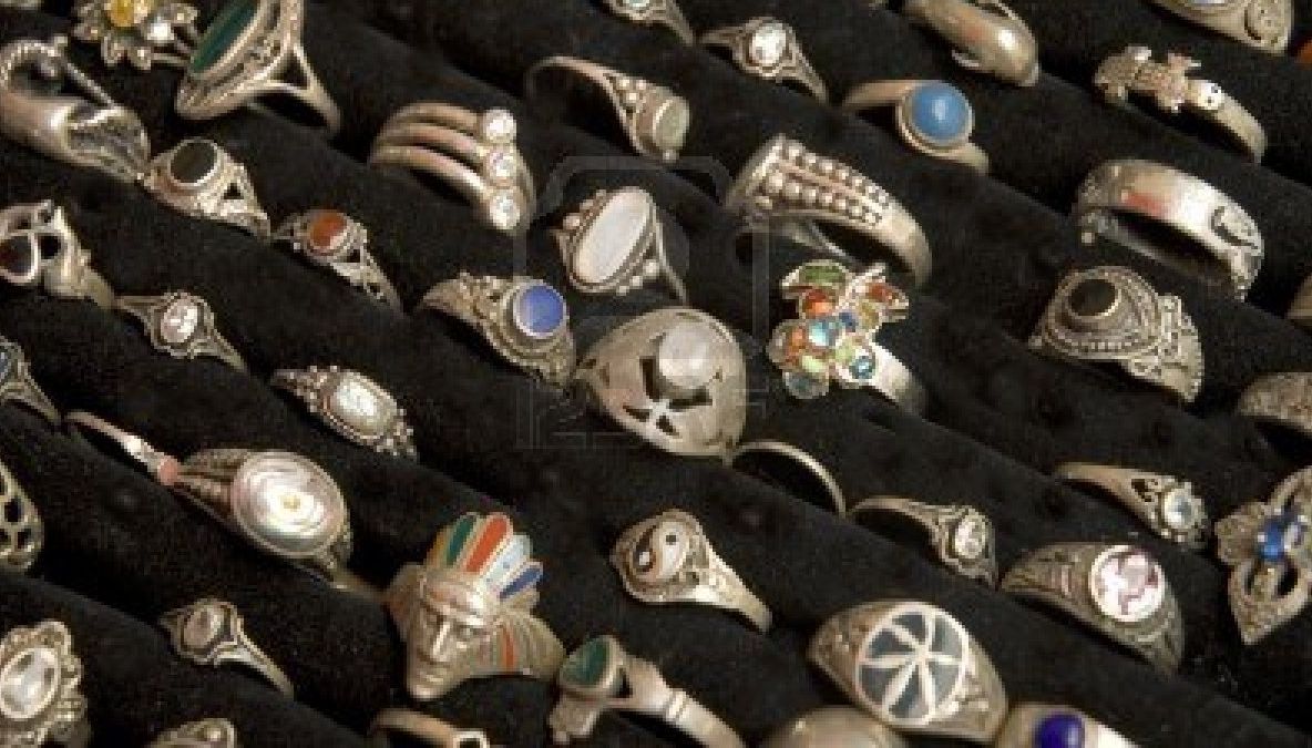 Captură IMPRESIONANTĂ de peste 47 de kilograme de argint de contrabandă, făcută de autoritățile bulgare