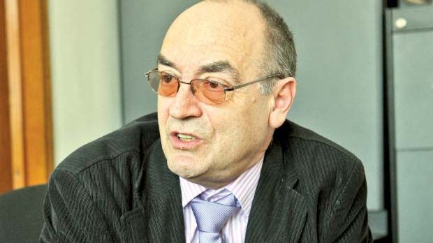 Profesorul Radu Gologan: Avem politicieni care fac gafe elementare de gramatică, de logică