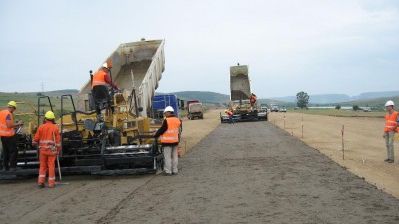 Bani risipiţi inutil de studii de fezabilitate 
