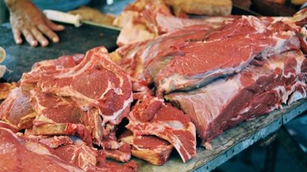 Cum să te asiguri că ai cumpărat carne de porc proaspătă - vezi de ce trebuie să ţii cont!