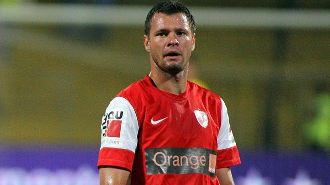 SURPRIZĂ - Cu ce BOMBĂ-sexy s-a cuplat fotbalistul Marius Niculae la câteva zile după DIVORŢ