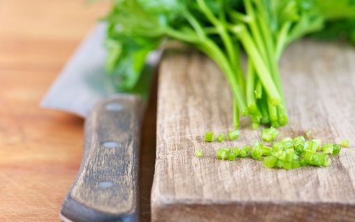 9 BENEFICII ale pătrunjelului