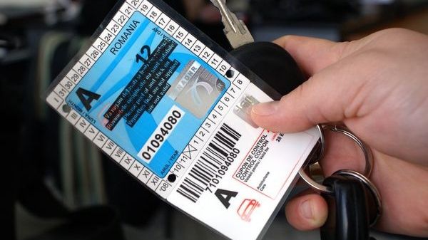 Veste proastă pentru șoferi. Prețul rovinietei pe o zi se dublează