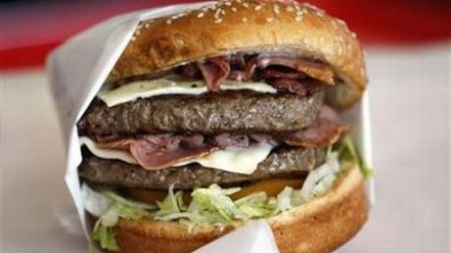 Oferta din meniul unui restaurant de fițe: mâncare cu pansament