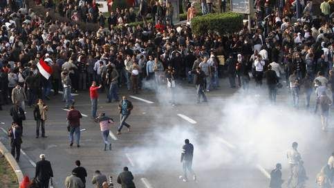 Unsprezece morţi în ciocnirile dintre poliţie şi susţinătorii lui Mohamed Morsi în Egipt