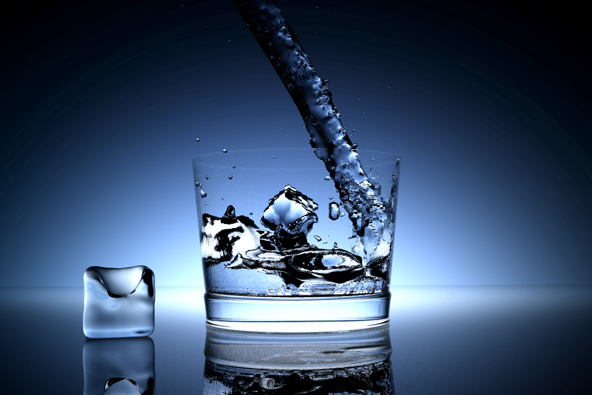 Cea mai simplă dietă! A băut 2 pahare de apă înainte de masă, timp de 2 săptămâni