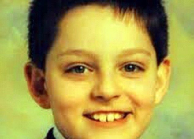 A ajuns la spital în lacrimi, dar medicii i-au spus că are "migrene". Ce a urmat i-a şocat pe toţi