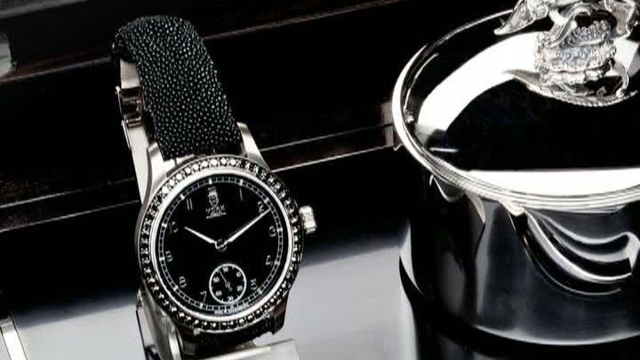 Descindere și percheziții la casa unui președinte de stat. Totul a pornit de la un ceas de lux