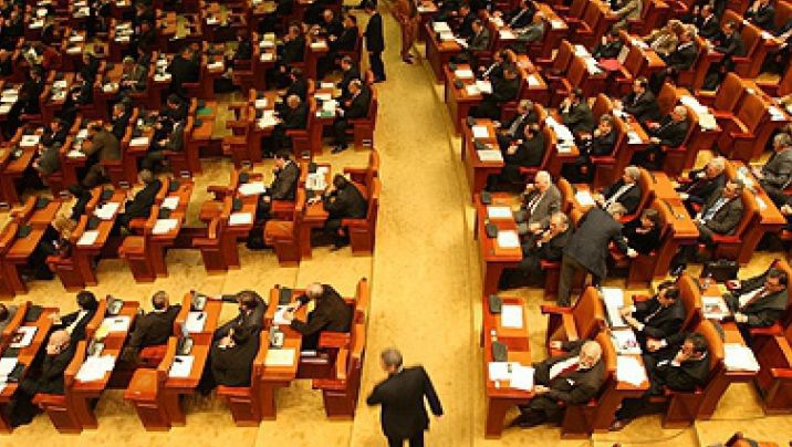 ONG-urile vor includerea Legii partidelor politice în dezbaterile Comisiei de cod electoral