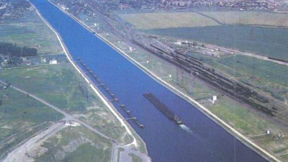 Tragedie la Constanţa. Un copil de 8 ani a murit după ce a căzut în Canalul Dunăre-Marea Neagră