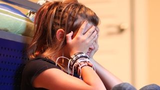 Cum i-a distrus pornografia adolescența unei fete. "Credeam că așa e normal!"