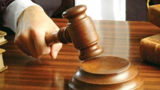 SCANDALOS: fetiță de doar 8 ani, dată spre adopție de concubinul mamei! Rudele fac ACUZAȚII GRAVE