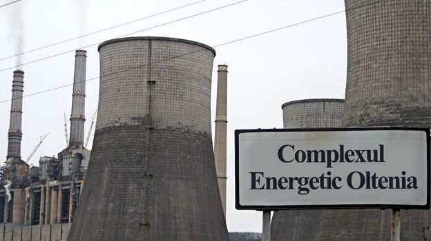 Disponibilizări la CE Oltenia. Sindicatele acuză că sunt dați afară angajații care nu au "pile" și sunt păstrate privilegiile șefilor