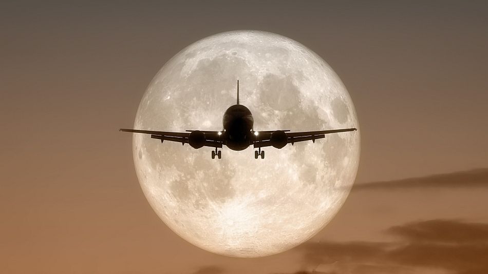 Fenomenul ”Super Luna” va avea loc odată cu eclipsa solară. Ce spun astronomii