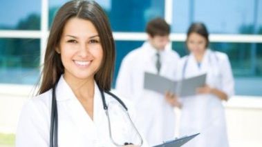 ADMITERE FACULTATE 2014. Universitatea de Medicină şi Farmacie Bucureşti are 930 de locuri la buget