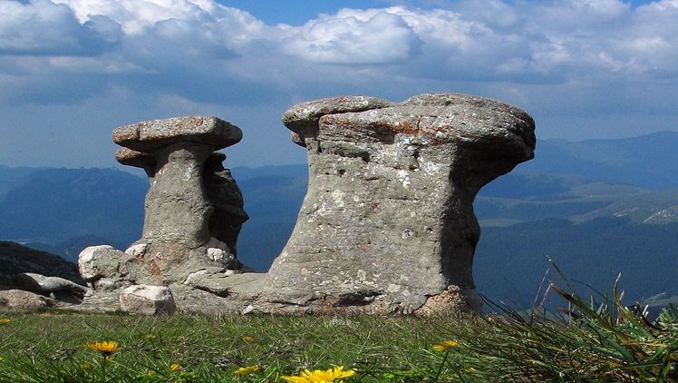 Locuri cu puteri magice! 7 dintre cele mai puternice puncte energetice din lume se află în România