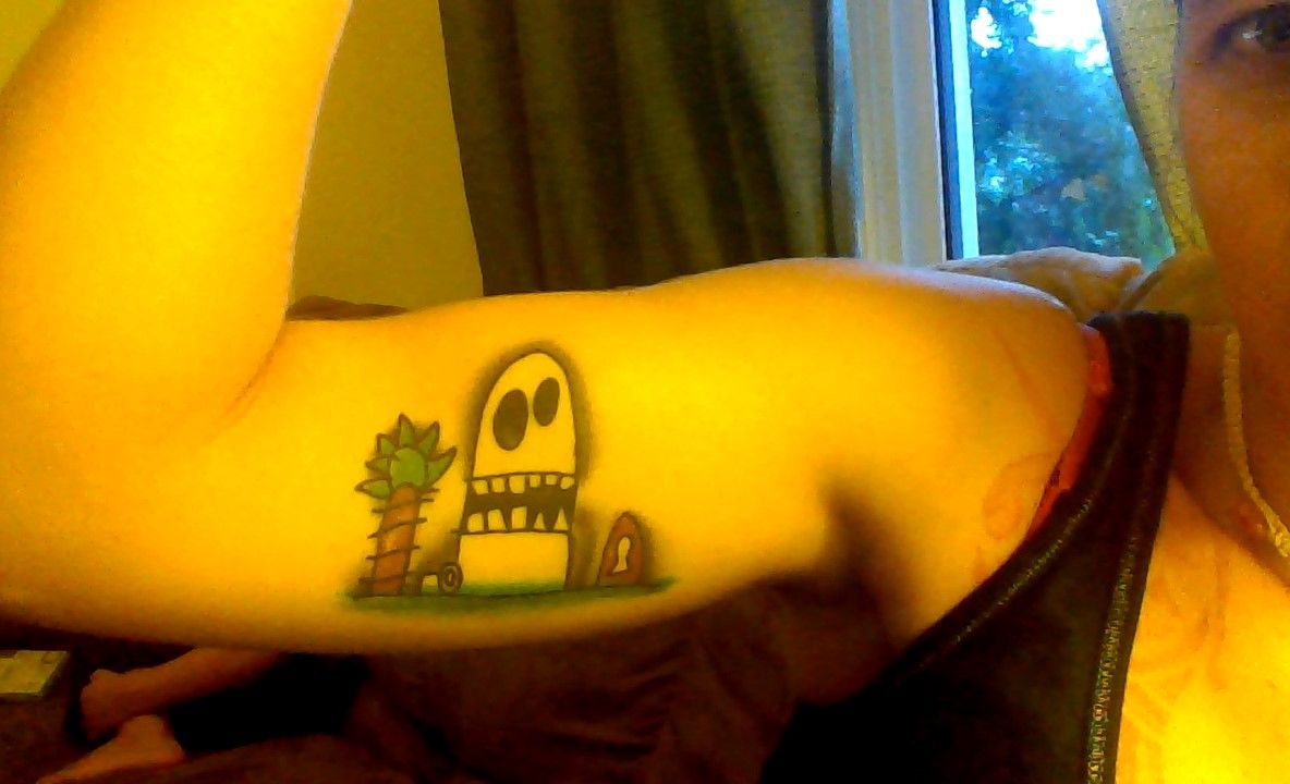 Şi-a tatuat în secret desenul simpatic al fiului ei. A încremenit când a aflat adevărul despre desen