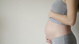 Medicii de la Maternitatea Ploiești, acuzați că nu au acordat ”îngrijiri medicale adecvate” unei gravide! Femeie a pierdut o sarcină la 22 de săptămâni 