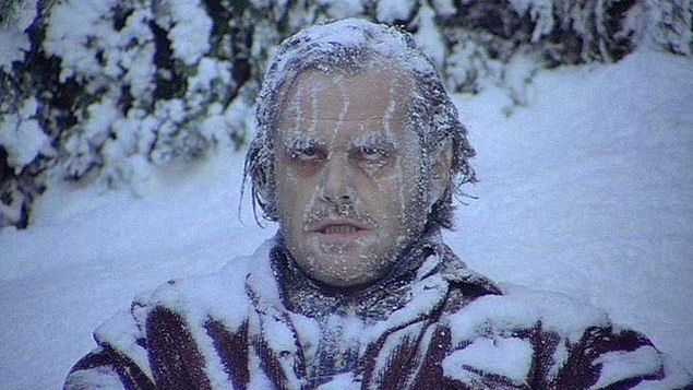 Ce se întâmplă de fapt dacă ieşim cu capul ud afară în frig?