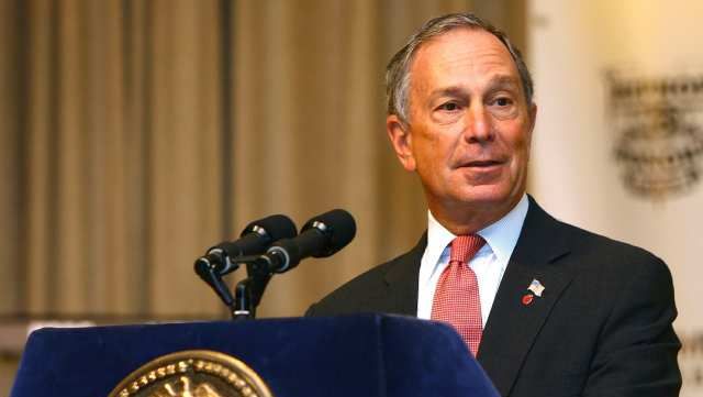 Orașul NEW YORK, schimbare IMPORTANTĂ. Michael Bloomberg i-a cedat locul de primar lui De Blasio