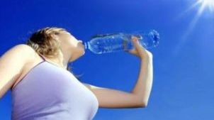 Cum elimini retenția de lichide prin alimentație. De ce apare senzația de balonare