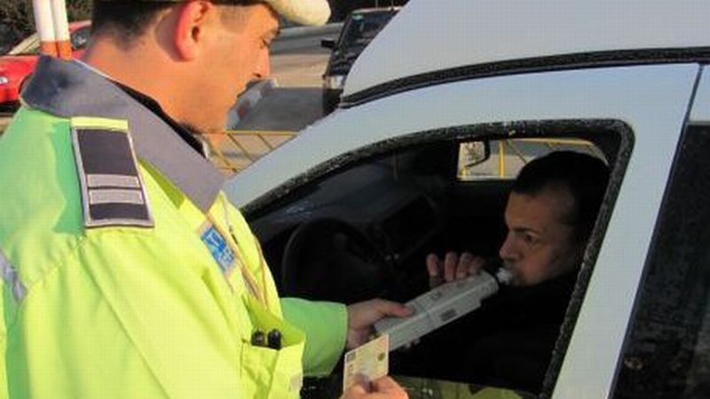 În cât timp iese alcoolul din sânge în funcție de băutură