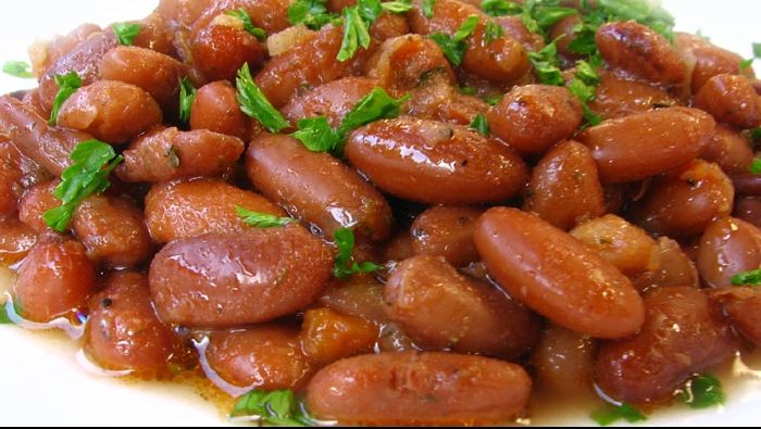 Marea greşeală pe care toată lumea o face: Aşa trebuie preparată şi consumată fasolea