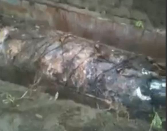 Descoperire șocantă la cimitir. Au dezgropat un mort după 15 ani şi au încremenit