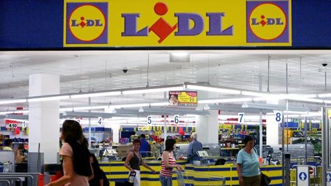 Decizie ŞOC: Lidl scoate mărcile Coca-Cola din magazinele sale din Germania  