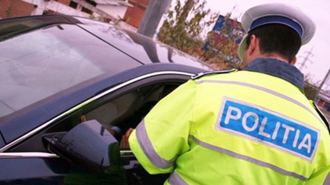 Aproape 300 de amenzi rutiere, aplicate în ultimele ore în Capitală 