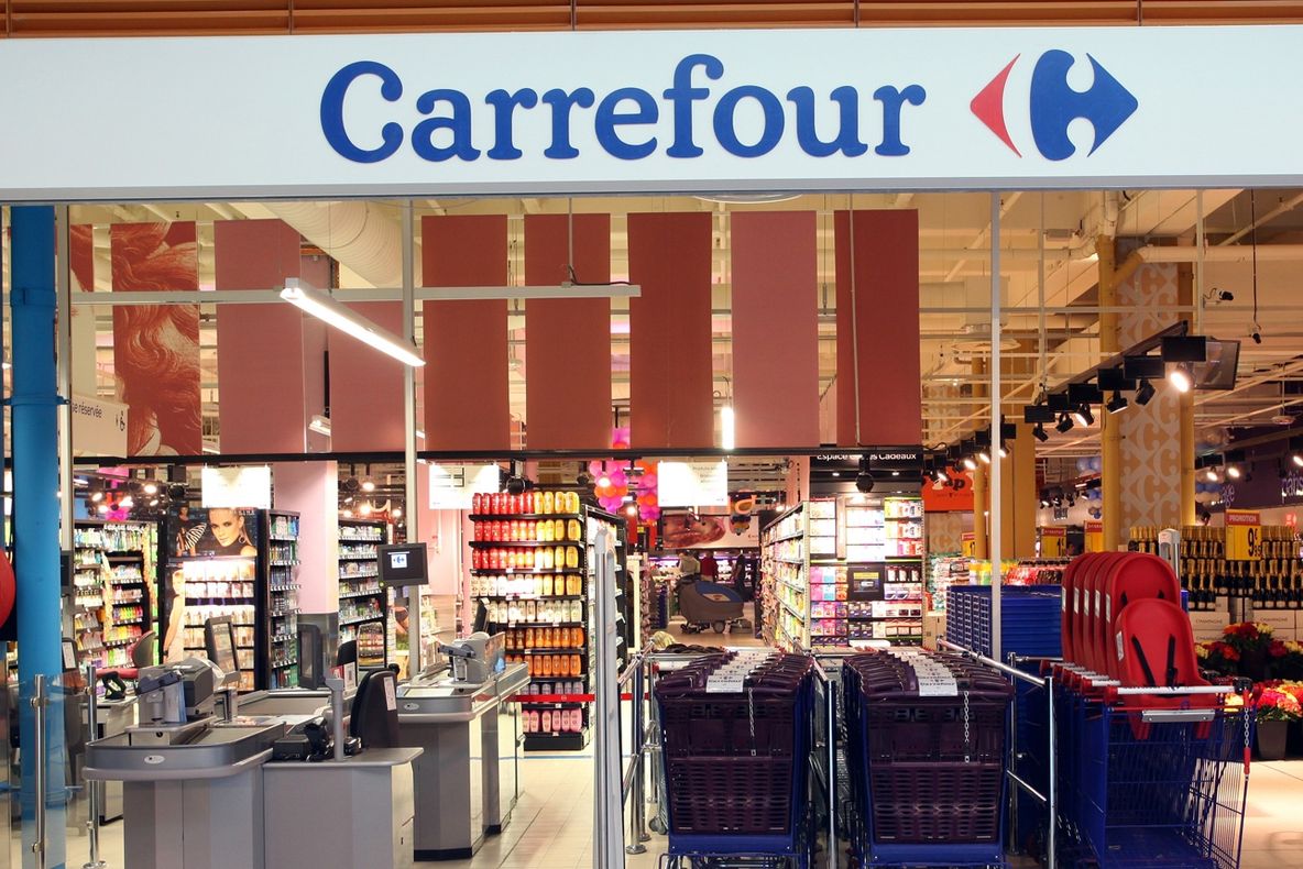 ANUNŢ BOMBĂ de la Carrefour