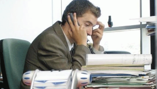 VEŞTI FOARTE PROASTE pentru românii cu RESTANŢE la bănci