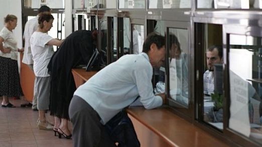 TAXE ANAF. În ce oraş poţi să-ţi plăteşti taxele fără să mergi la GHIŞEUL primăriei