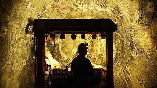 ROŞIA MONTANĂ. Un aviz cheie pentru exploatarea RMGC a fost suspendat temporar în instanţă 