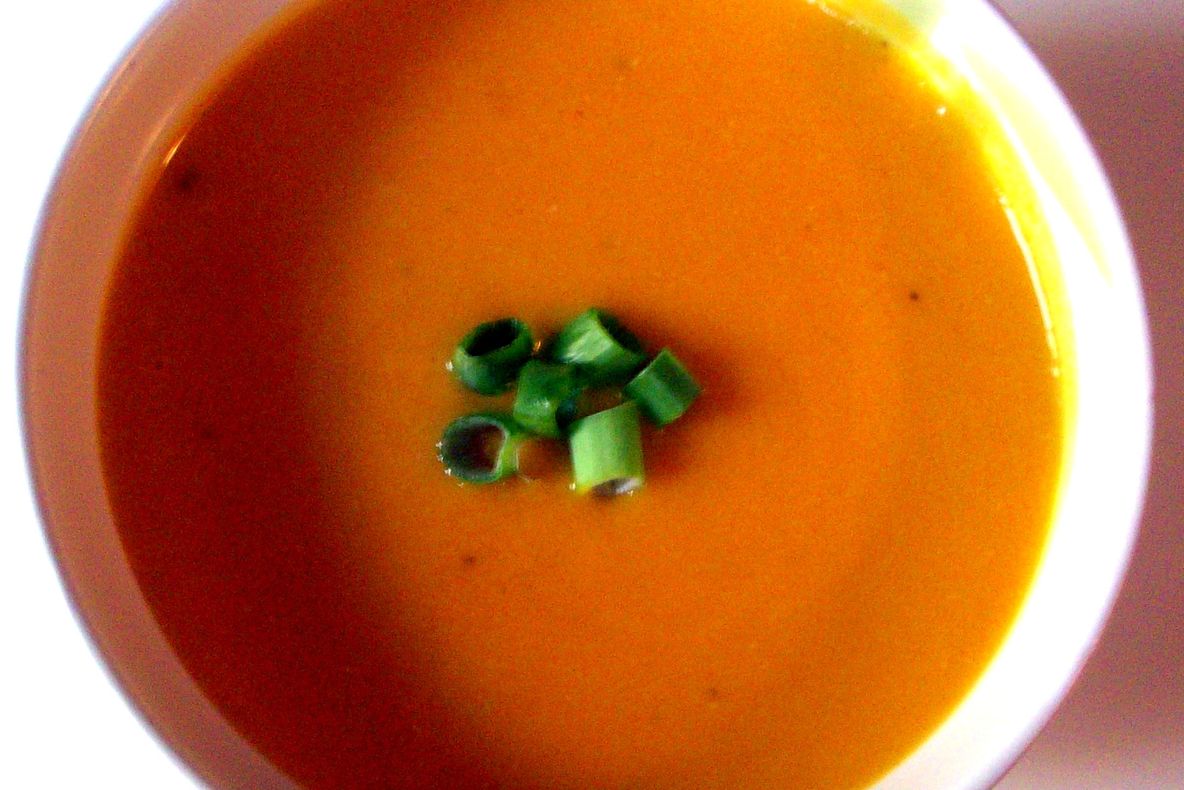 Dieta cu supă. Scapă uşor de cel puţin 4 kilograme pe săptămână