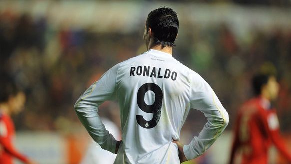 Valencia învinge Real Madrid şi pune capăt unei serii de 22 de victorii ale madrilenilor