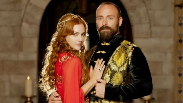 SULEYMAN MAGNIFICUL. Cât de bine arată fosta sultană Hurrem din "Suleyman Magnificul" după naştere!