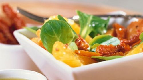 Dieta mediteraneană luptă împotriva cancerului mamar 