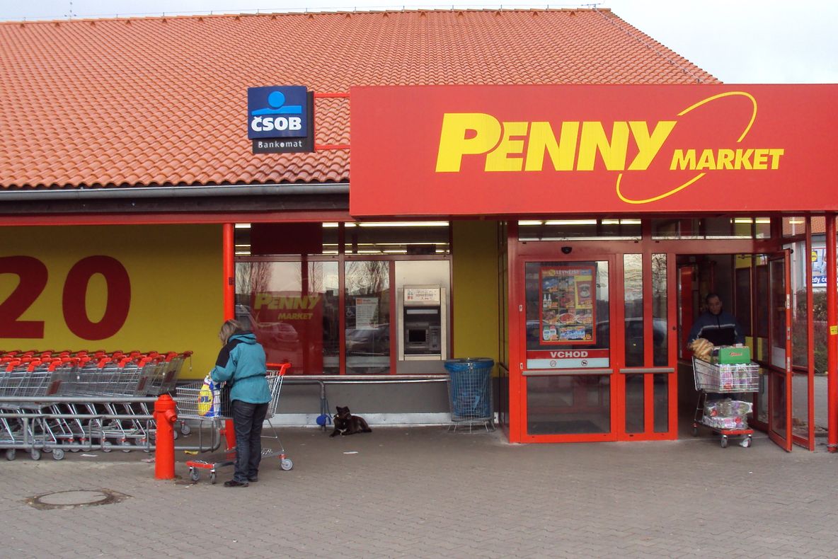 Cererea pentru intrarea în INSOLVENŢA a Rewe România a fost retrasă