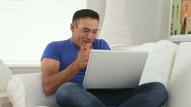 În această ţară poţi descărca UN FILM întreg într-o SECUNDĂ