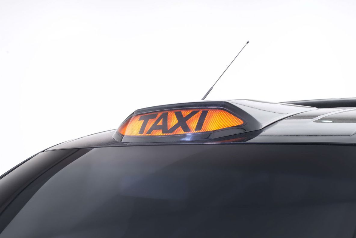 Cum arată mașina care va înlocui legendarul taxi londonez