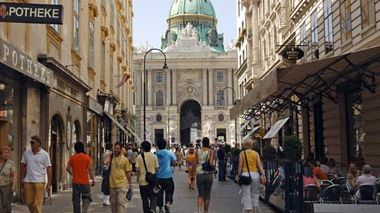 JOBURI UE. ŢARA FĂRĂ ŞOMERI are 35.000 de joburi pentru străini