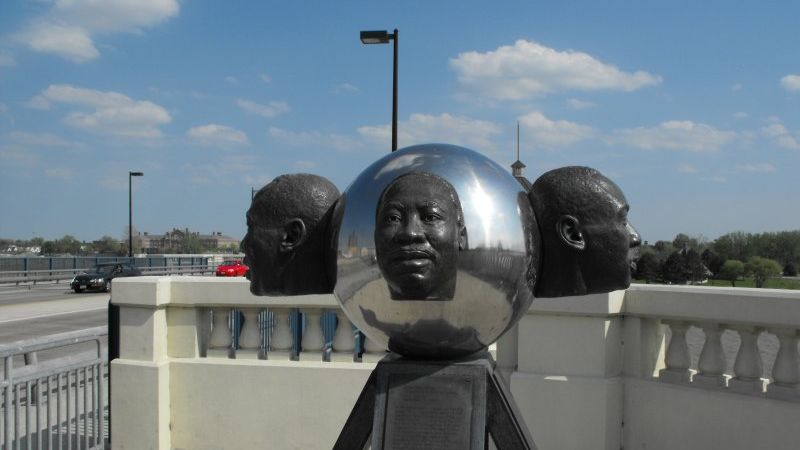 TOPUL celor mai nereuşite MONUMENTE din lume