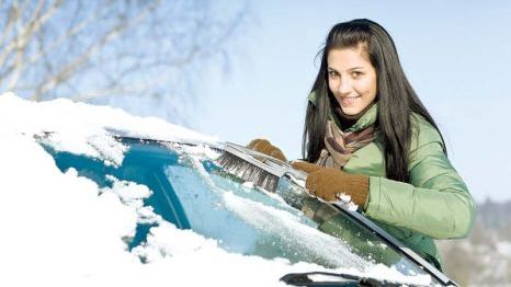 VINE ZĂPADA. 5 GREŞELI pe care trebuie să eviţi dacă eşti ŞOFER