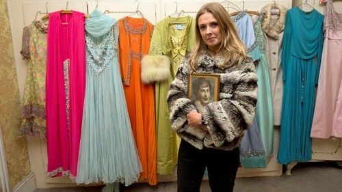 A descoperit o comoară în dulapul bunicii