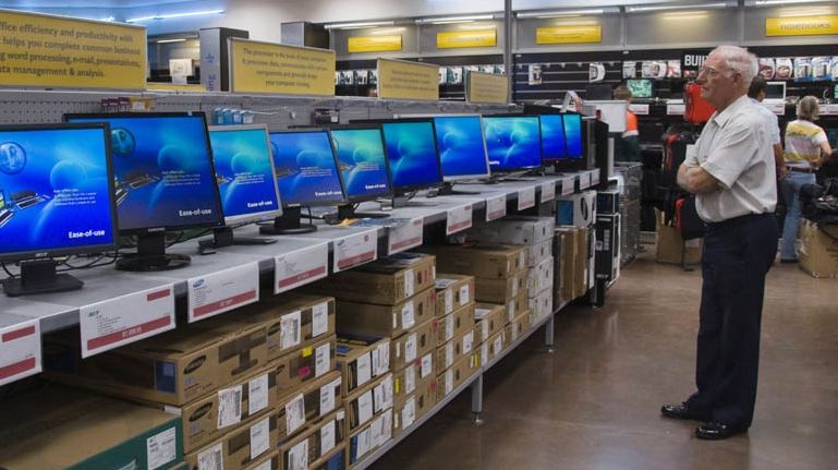 MOTIVUL pentru care vânzarea de PC-uri a raportat o SCĂDERE ISTORICĂ